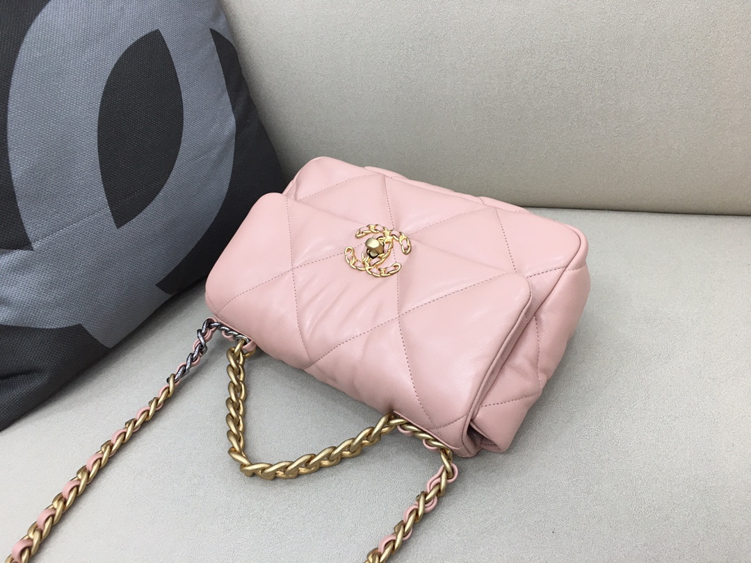 Lambskin 19 Handbag Flap Bag AS1160 Pink